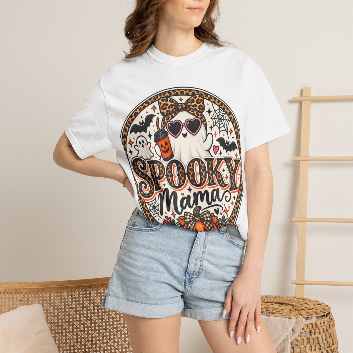 Spooky Mama Ghost Graphic Tee – Cute Leopard Halloween Shirt