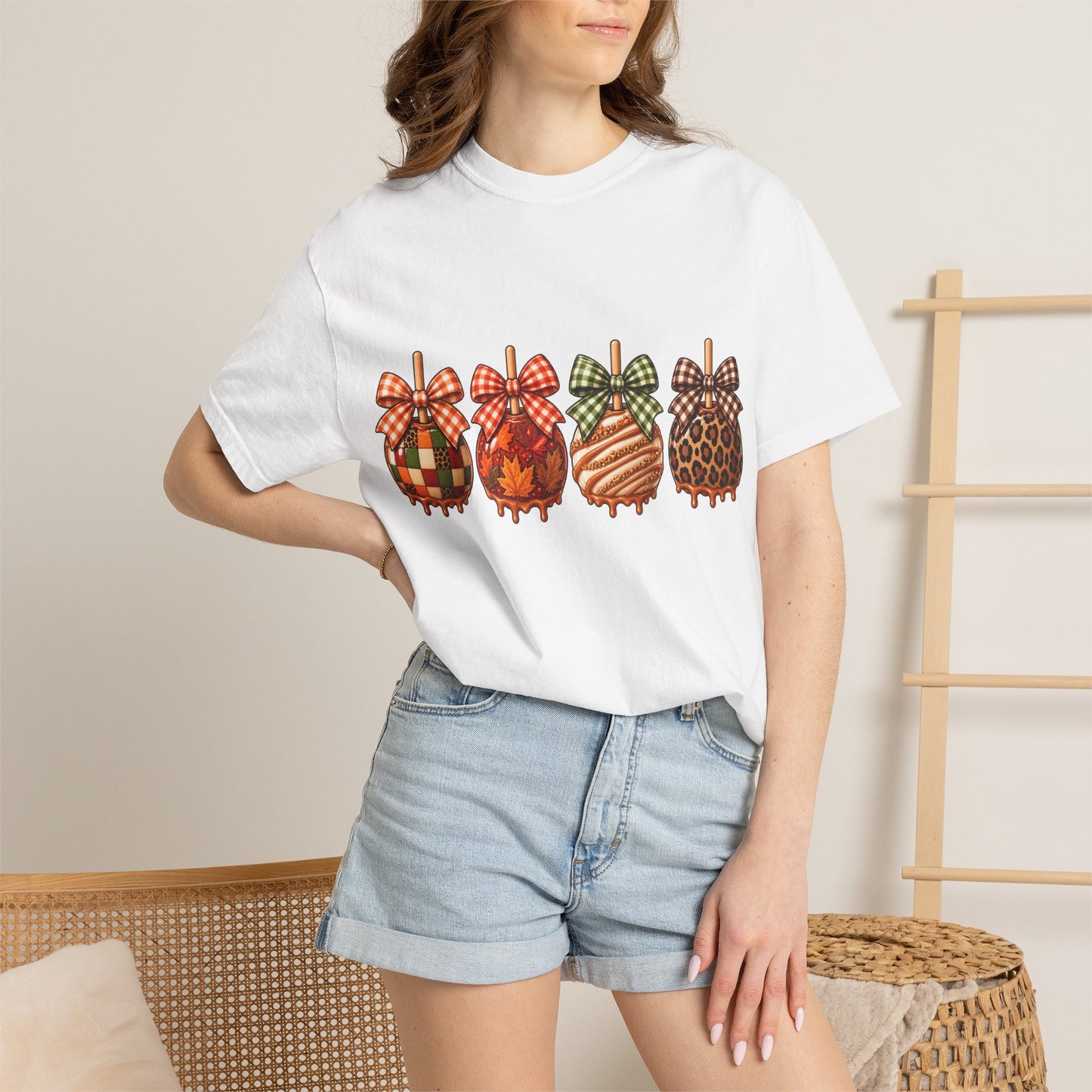 Fall Caramel Apple Graphic Tee – Cute Autumn Bow Shirt