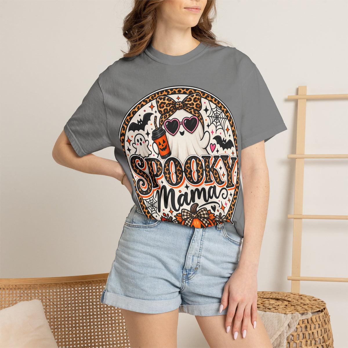 Spooky Mama Ghost Graphic Tee – Cute Leopard Halloween Shirt