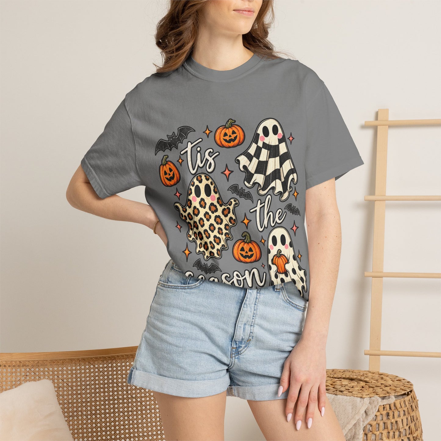 Halloween Ghosts T-Shirt - "Tis the Season" Cute Spooky Pumpkin Tee