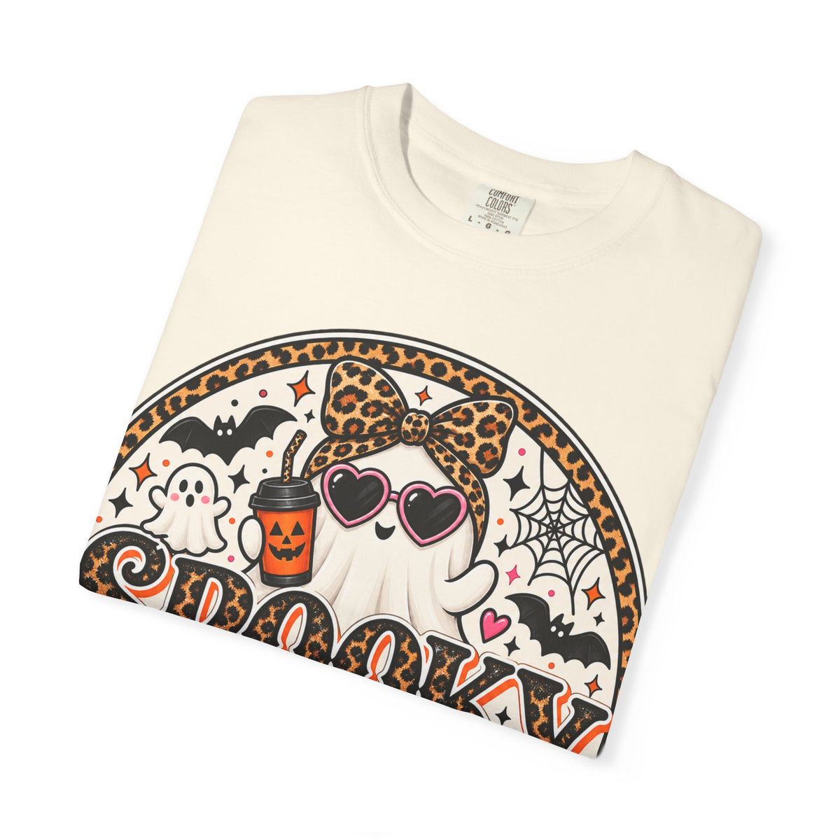 Spooky Mama Ghost Graphic Tee – Cute Leopard Halloween Shirt