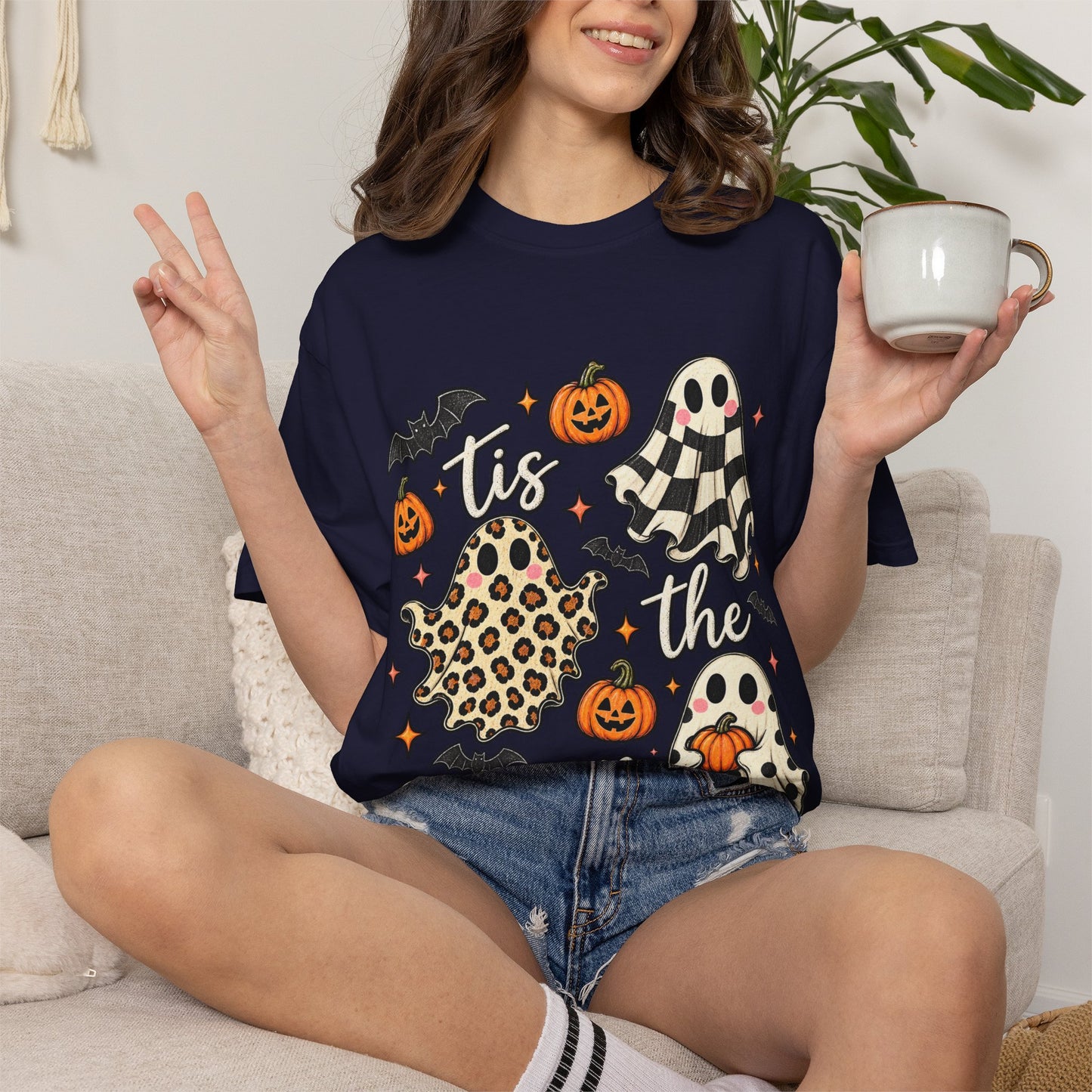 Halloween Ghosts T-Shirt - "Tis the Season" Cute Spooky Pumpkin Tee