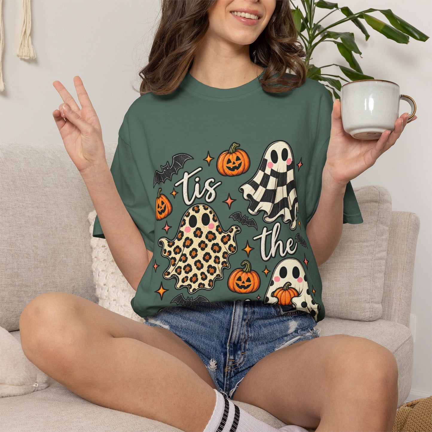Halloween Ghosts T-Shirt - "Tis the Season" Cute Spooky Pumpkin Tee