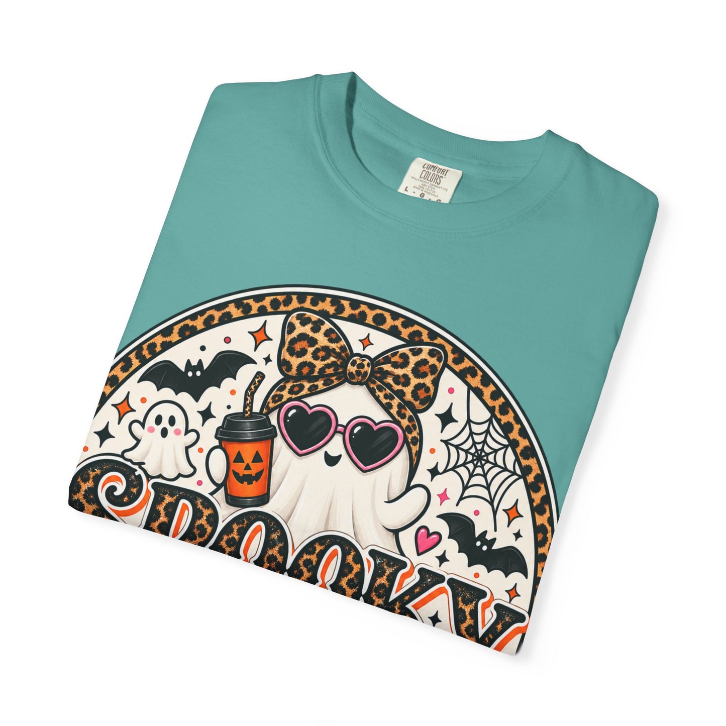 Spooky Mama Ghost Graphic Tee – Cute Leopard Halloween Shirt