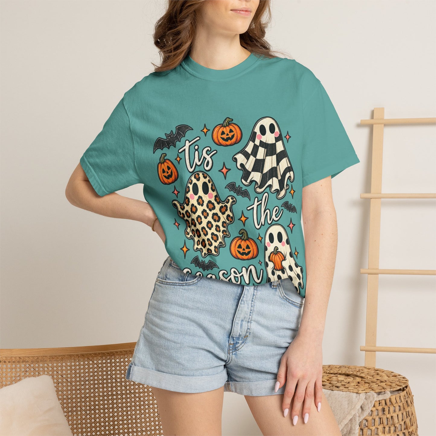 Halloween Ghosts T-Shirt - "Tis the Season" Cute Spooky Pumpkin Tee