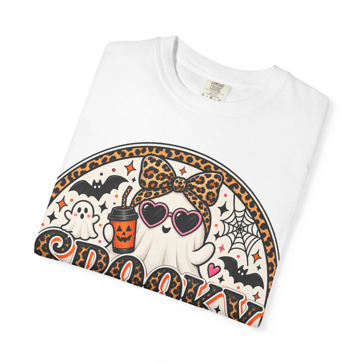 Spooky Mama Ghost Graphic Tee – Cute Leopard Halloween Shirt