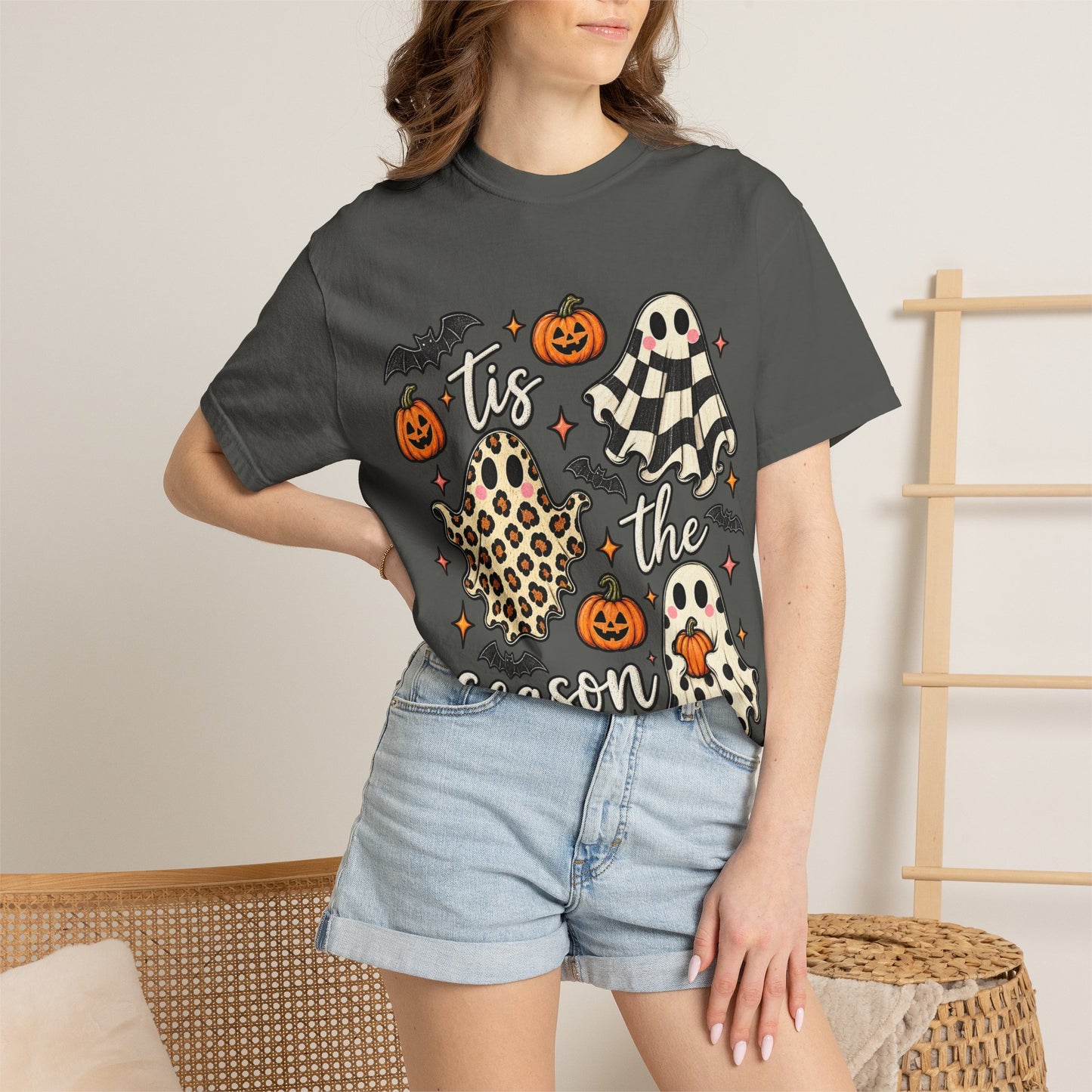 Halloween Ghosts T-Shirt - "Tis the Season" Cute Spooky Pumpkin Tee